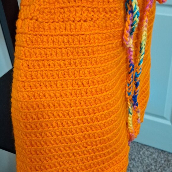 GIRL'S BEACH SHORTS (MED) - Picture 3 of 5